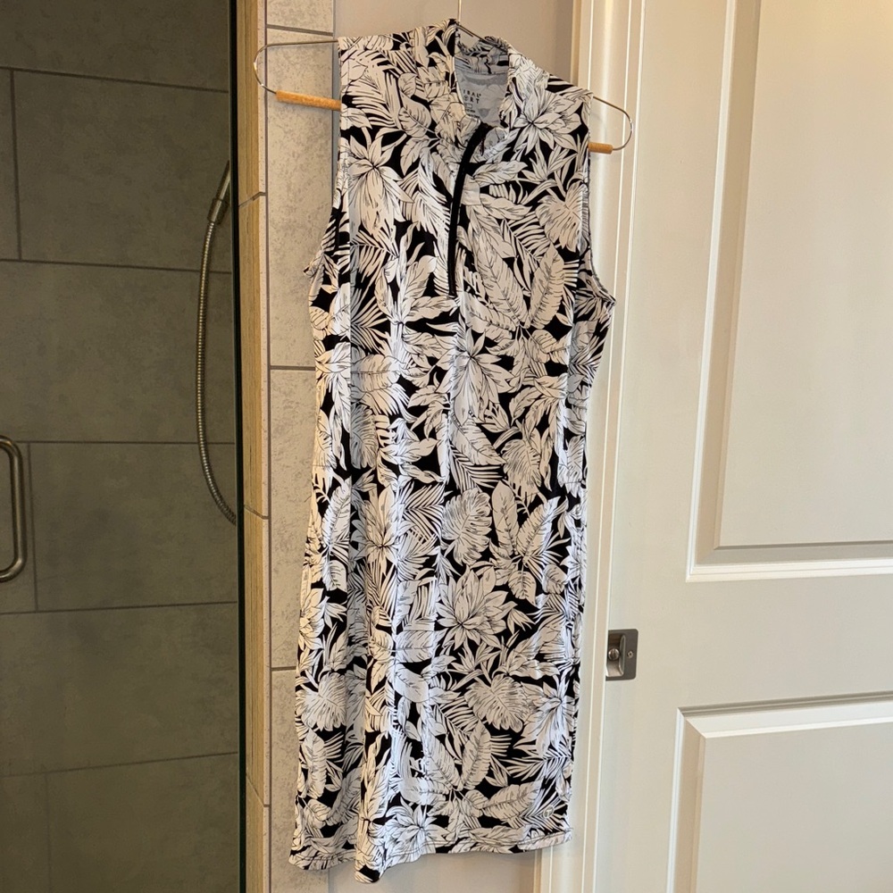 Tribal Black and White Leaf Print Midi Dress